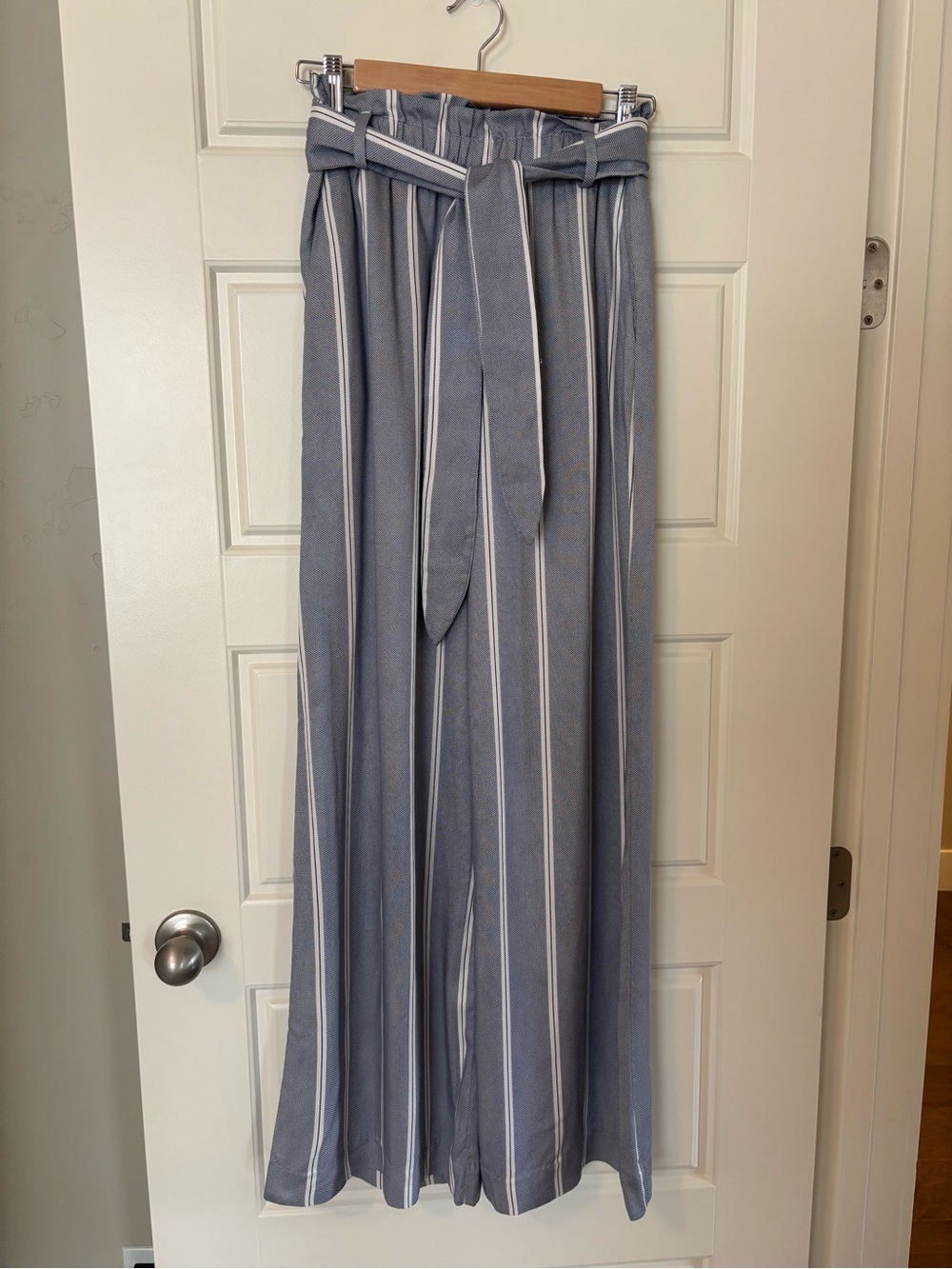 NWOT High-Waist Blue Striped Paperbag wide leg pants